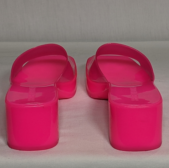 Steve Madden Womens Harlin Hot Pink Jelly Sandal Sz 7 pink - Picture 3 of 3